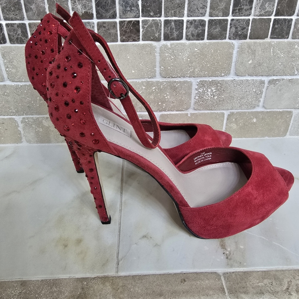 Glint Red Heels